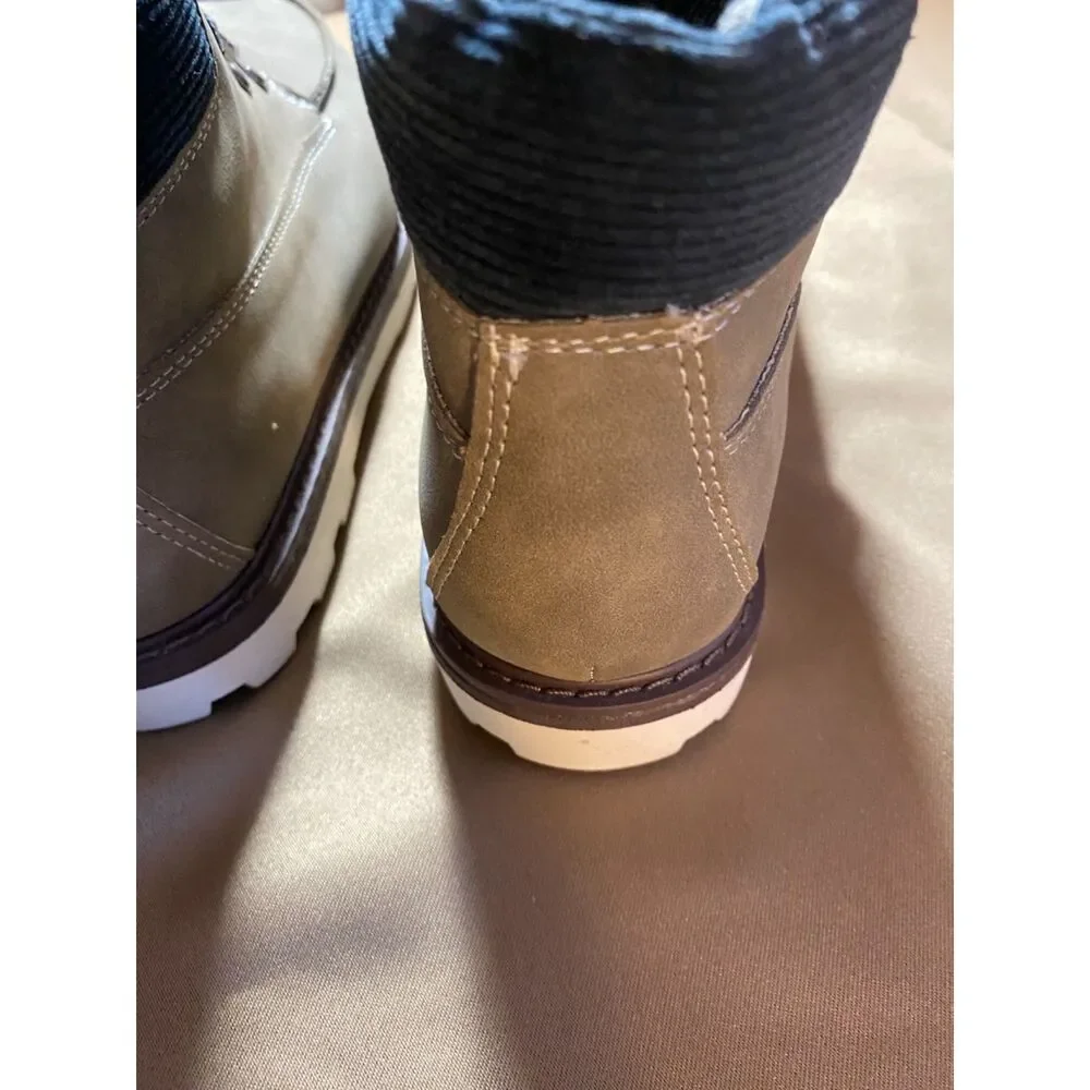Cat & Jack Kids Hiking Boots Youth Size 5 Taupe Brown Side Zip Lace Up Trl Boots